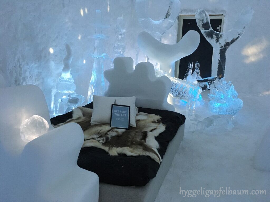 Icehotel 365 room