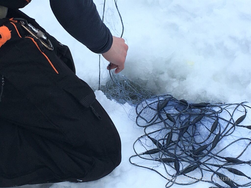 ice-fishingnet2